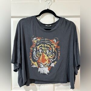 Wst Cst Medium Dark Gray Graphic Crop Top Tee